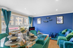 Stunning Cambridge Abode - Football Table